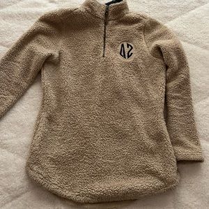 Delta zeta DZ fuzzy quarter zip sweatshirt size medium
